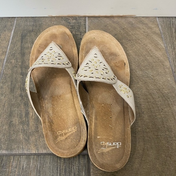 Dansko tan and gold sandals size 41 - Picture 5 of 11